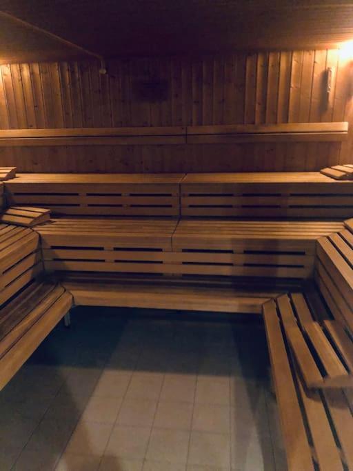 Modern Apt, Swimming Pools, Wellness & Tennis
