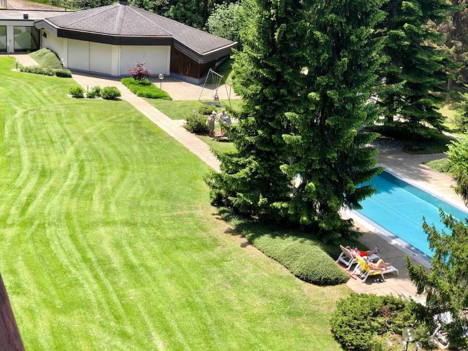 Modern Apt, Swimming Pools, Wellness & Tennis Apartment