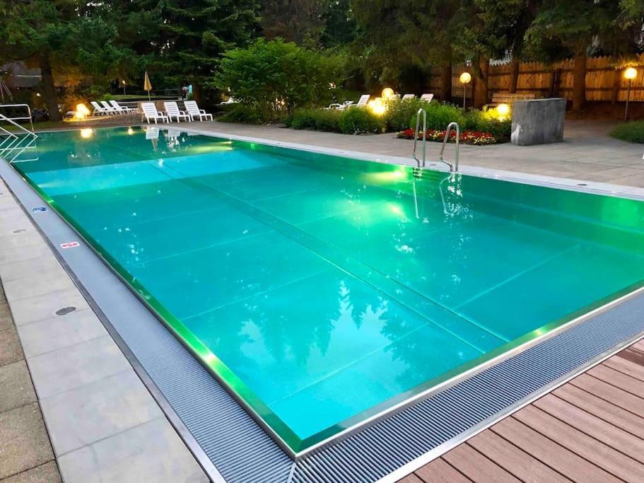 Modern Apt, Swimming Pools, Wellness & Tennis * Laax